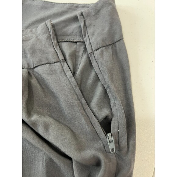 Mimi Chica Gray Pleated Flowy Shorts Side Zipper Closure Lightweight Women's M - Picture 3 of 10